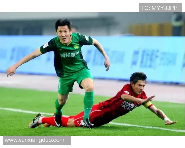 足球明星加盟日本联赛引发热潮球迷期待精彩对决与新传奇诞生